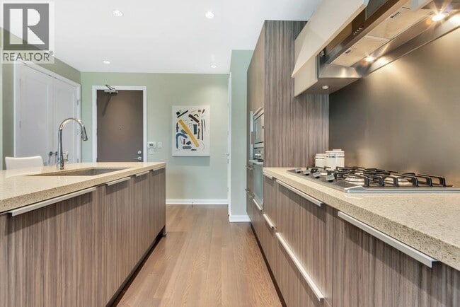 Building Photo - 1618 Columbia St