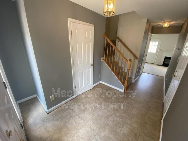 Foto del edificio - 7137 Wytheville Cir