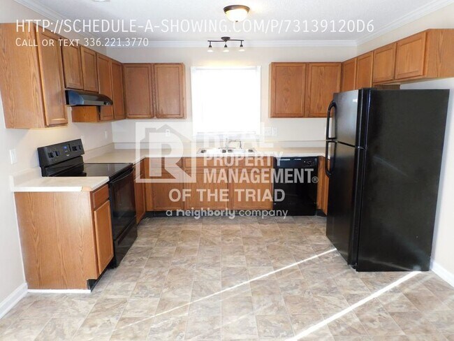Building Photo - 404 Mount Olive Dr