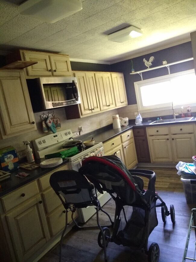 Foto del edificio - 1105 Reynolds Rd