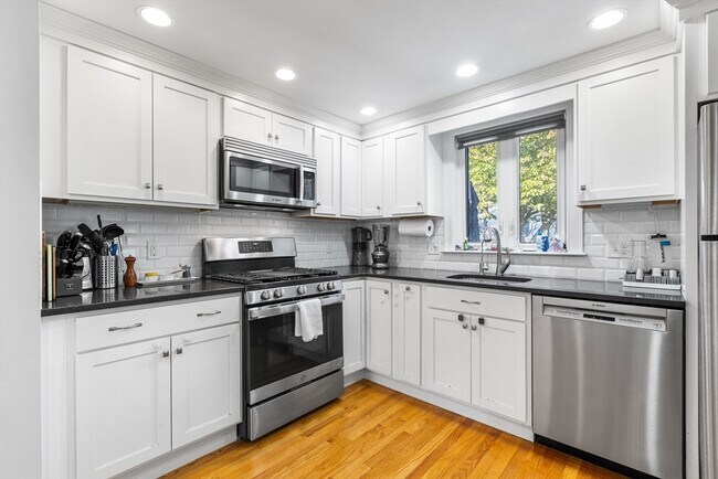 Foto del edificio - 142 Franklin St