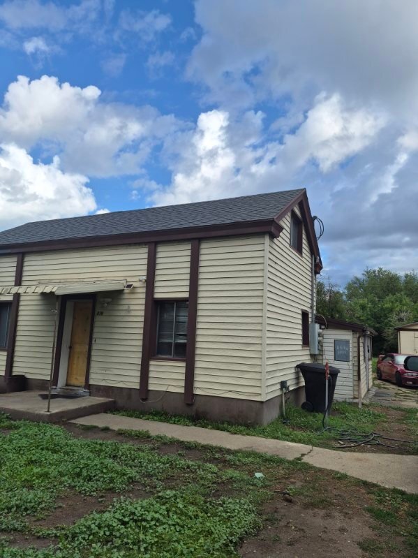 Building Photo - 870 W 300 S