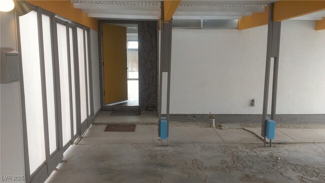 Building Photo - 3124 Burnham Ave