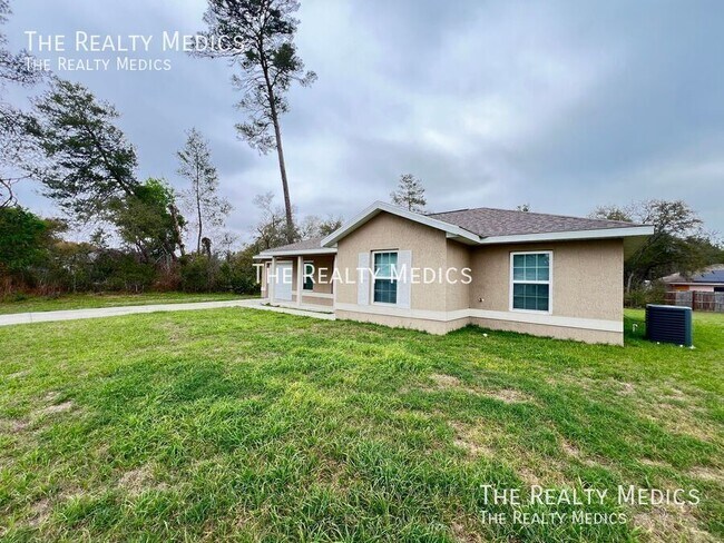 Foto del edificio - 485 Marion Oaks Ln