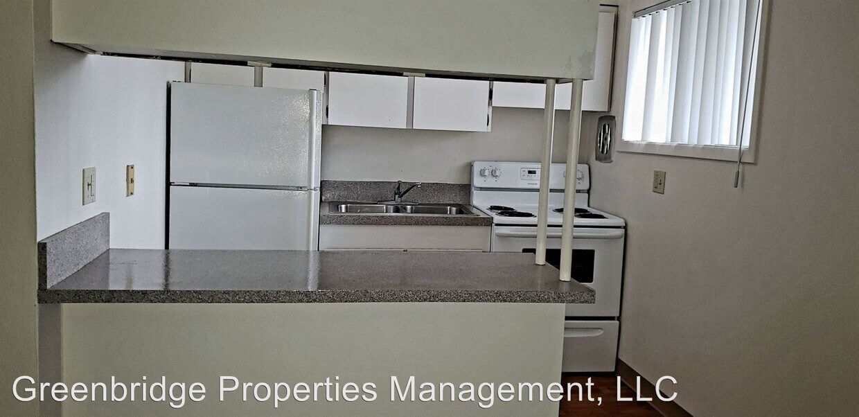 Primary Photo - 5929 N Lombard St