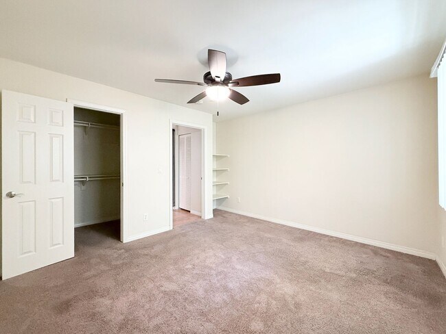 Building Photo - 1 Bedroom Condo Near SDSU