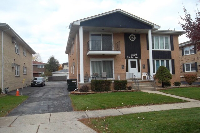 Primary Photo - 4512 Elm Ave