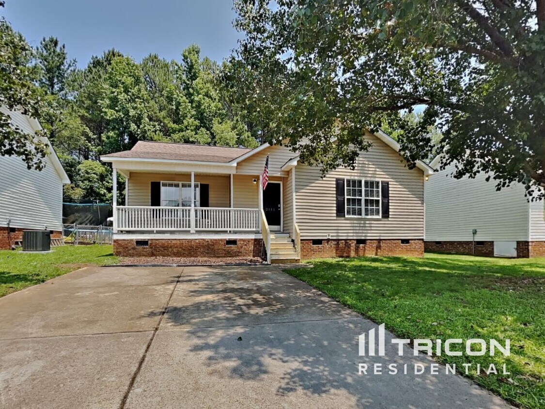 Foto principal - 2112 McKinnon Dr