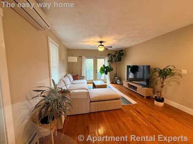 Photo - 119 Central St Apartment