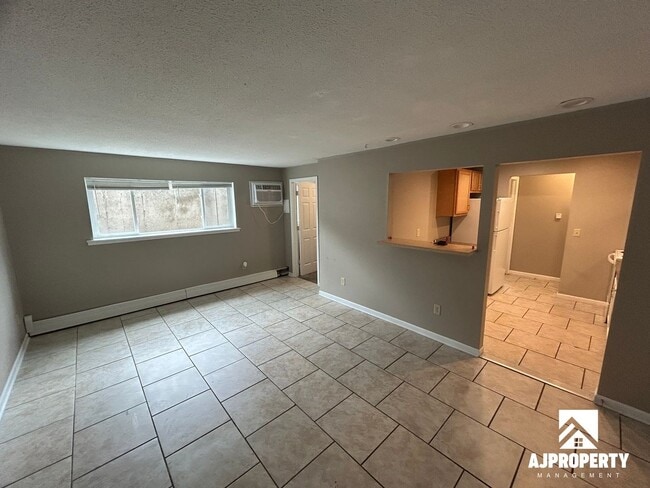 Foto del edificio - 3309 S Elmwood Ave
