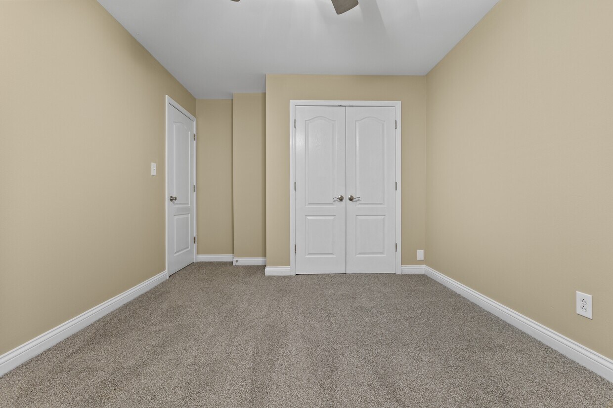 THE APARTNENT ラグマット　stabridge Serenity at Liberty Square (LS4) - 1415 NW 63rd St Miami FL