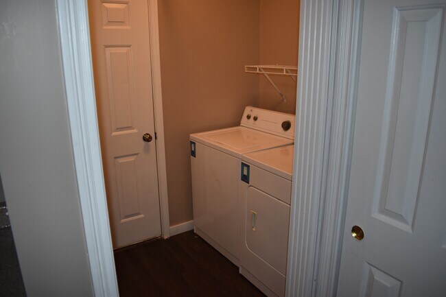 Foto del edificio - 2 Bedroom duplex