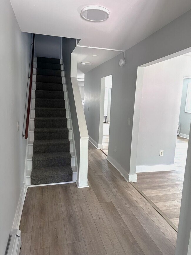 Building Photo - 12-14 Saint Louis St