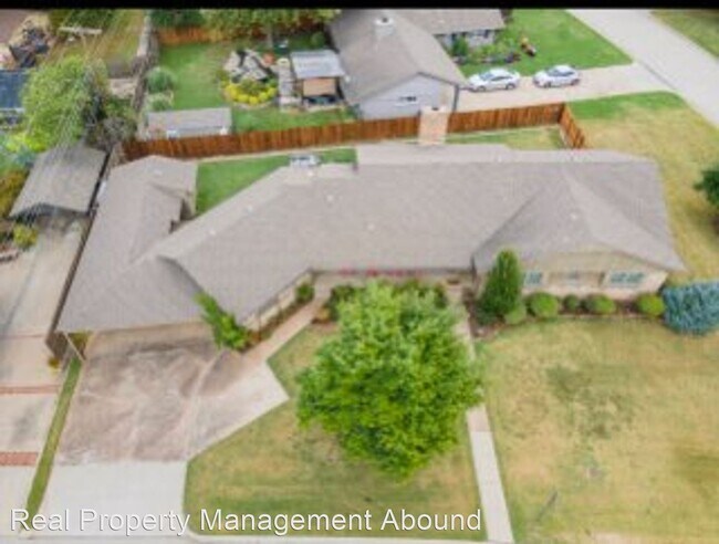 Foto del edificio - 3 br, 3 bath House - 4821 S Pittsburg Ave.
