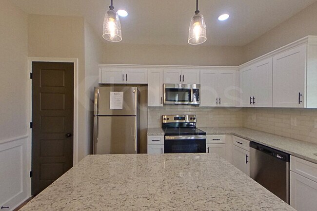 Foto del edificio - 145 Allentown Way