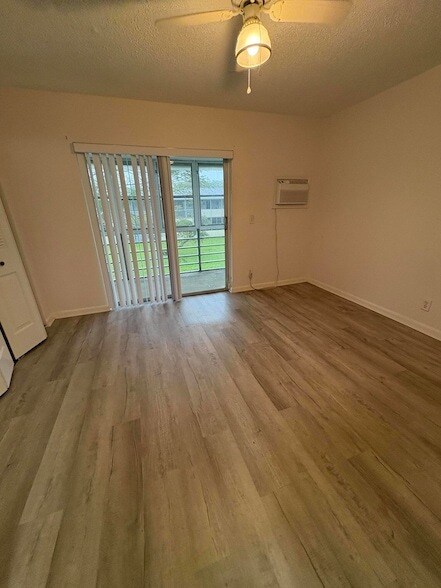 Foto del edificio - 151 Canterbury E