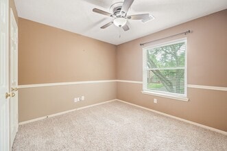 Building Photo - 209 McVoy Dr