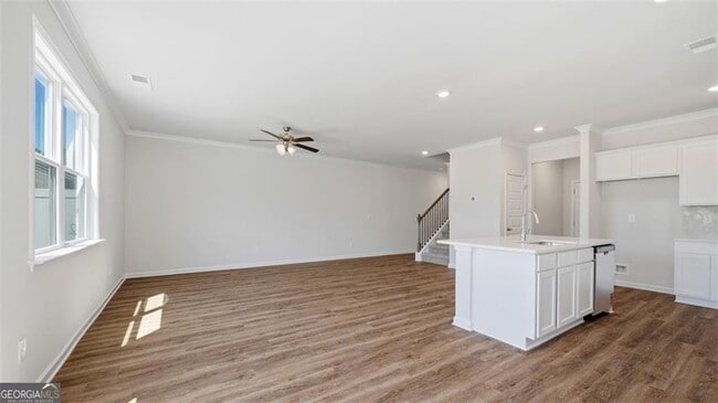 Building Photo - 1404 Gray Br Dr