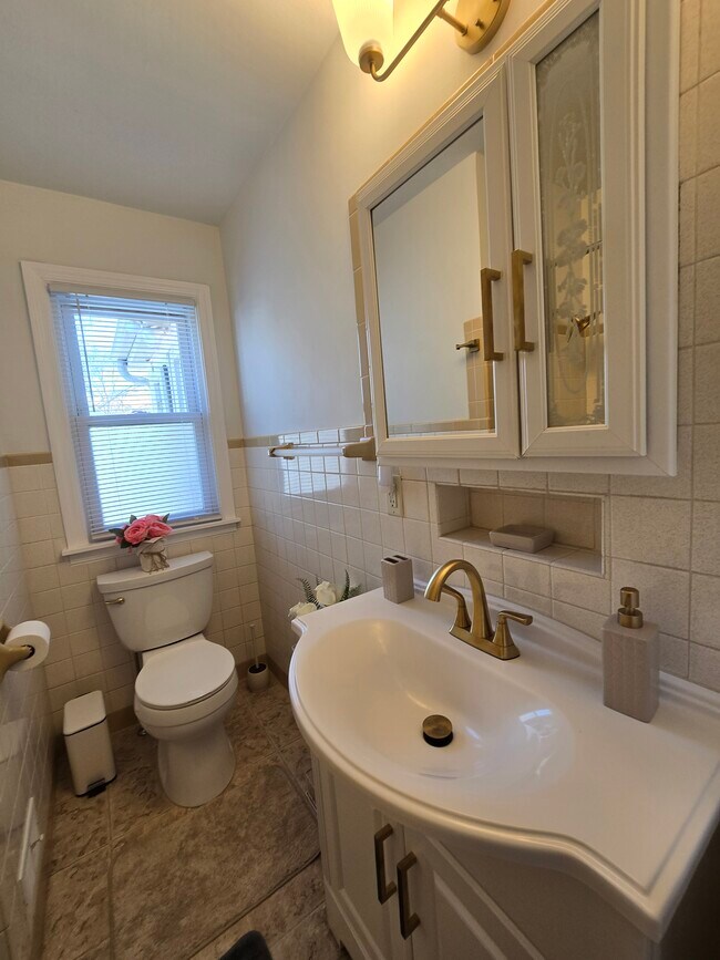 Foto del edificio - 10535 W Spring Green Rd