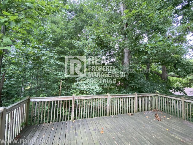 Foto del edificio - 3045 Heather View Ct