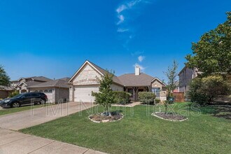 Building Photo - 2677 Calmwater Dr