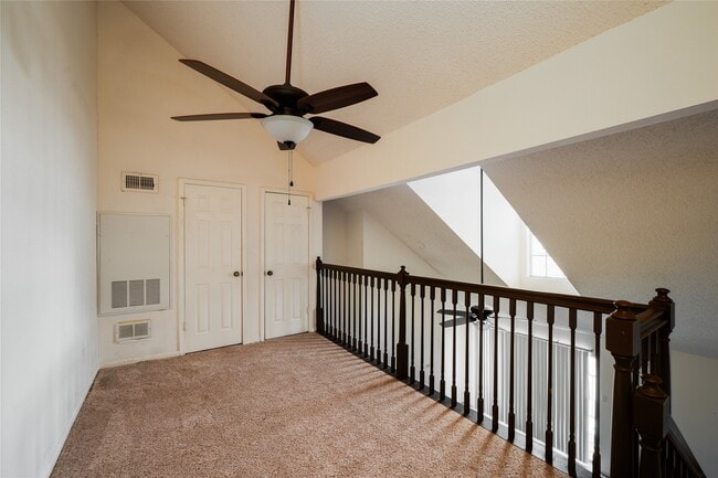 Building Photo - 2300 Old Spanish Trl