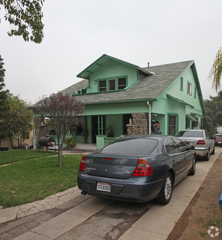 Building Photo - 356 Avenue 53