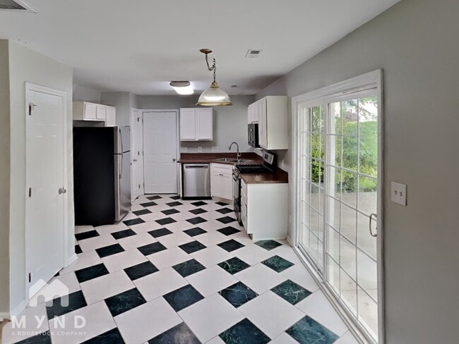 Building Photo - 3403 Southern Ginger Dr