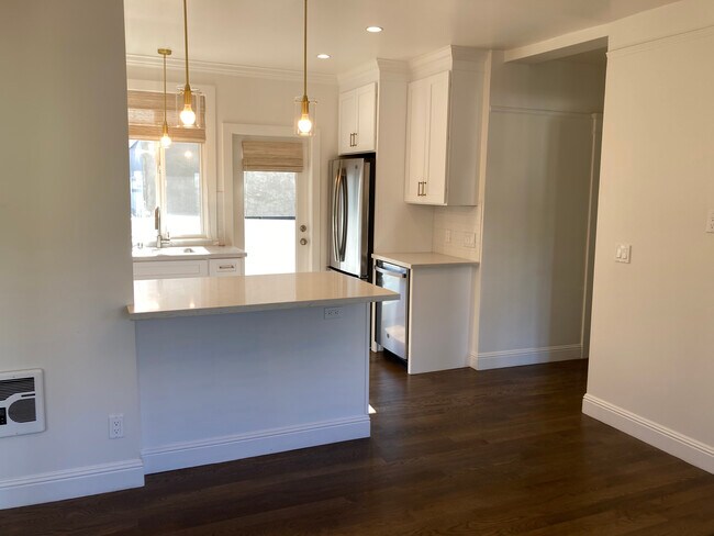 Open floor plan - 2791 Greenwich St