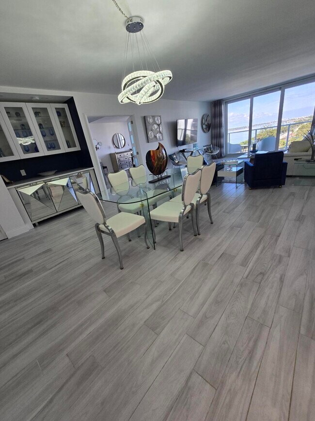 Foto del edificio - 3450 S Ocean Blvd