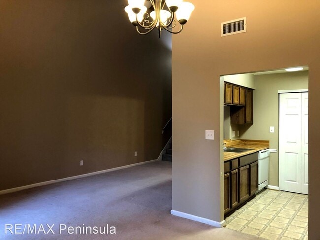 Building Photo - 2 br, 2 bath House - 104 Corwin Circle