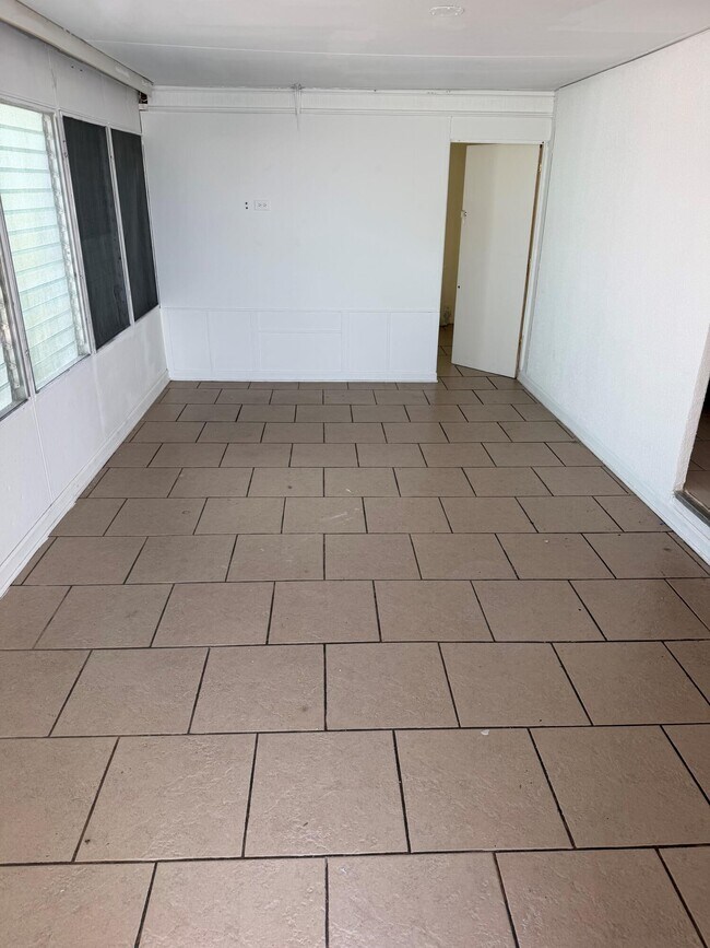 Foto del edificio - 820 SW 1st Pl