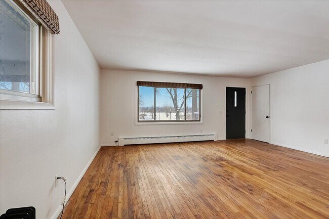 Sala de estar - 1719 Carver St