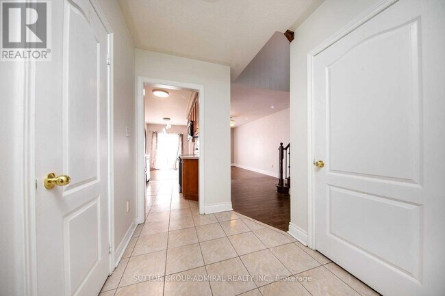 Photo du bâtiment - 189 Warwick Crescent