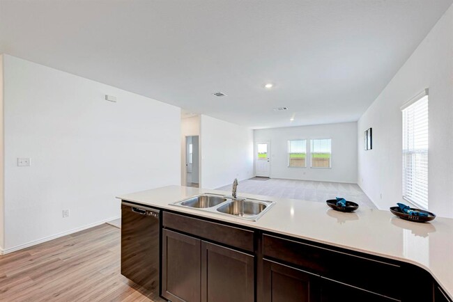 Building Photo - 611 Halfmoon Dr