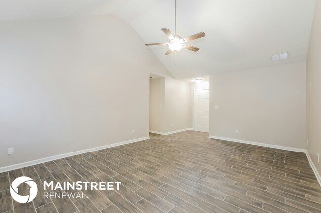 Foto del edificio - 40 Bachelor Rd