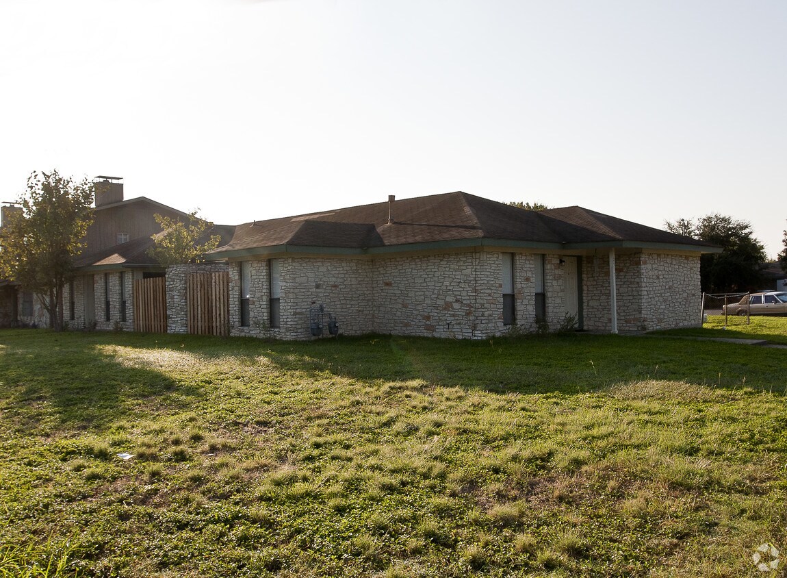 Foto principal - Peppertree Pkwy.
