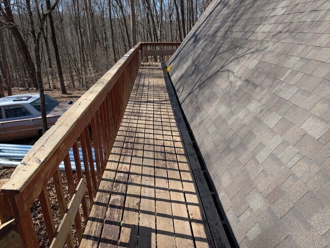 Building Photo - 306 S Olive Church Rd