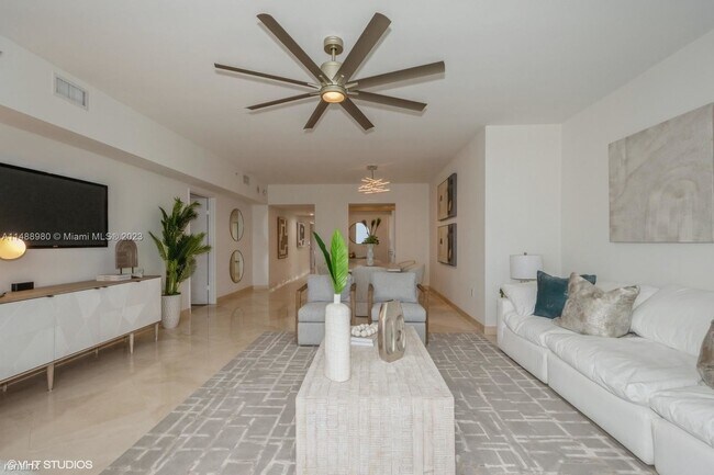 Foto del edificio - 2 br, 2.5 bath Condo - 333 Las Olas Way Ap...