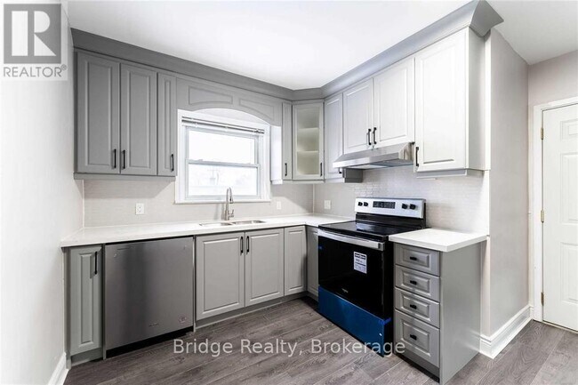 Photo du bâtiment - 208-208 Huron St