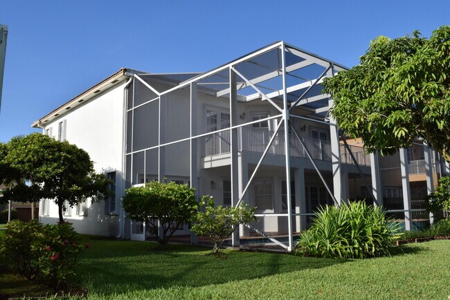 Building Photo - 7444 Greenville Cir