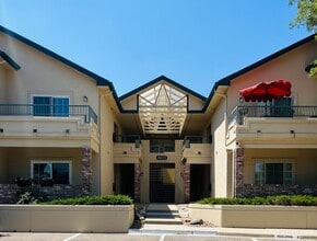 Building Photo - 8671 E Dry Creek Rd