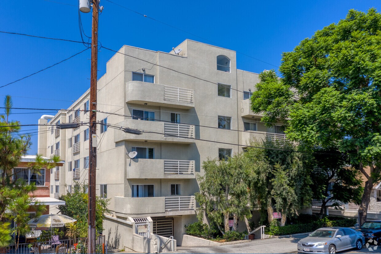 Edgemont Court Apartments Apartments in Los Angeles, CA Westside