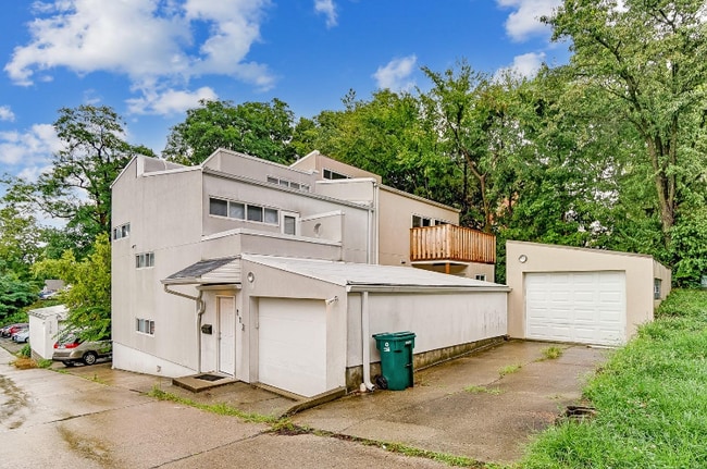 Photo - 114 E Corry St House