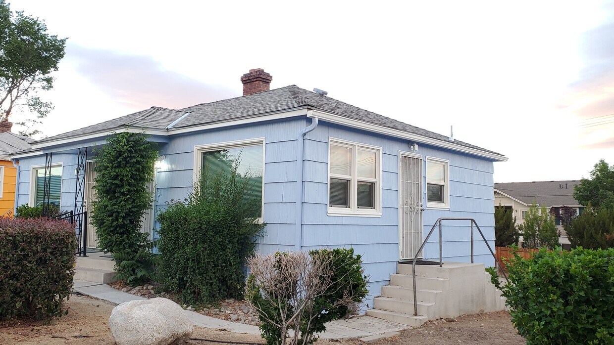 849 Roberts St, Reno, NV 89502 Townhouse for Rent in Reno, NV