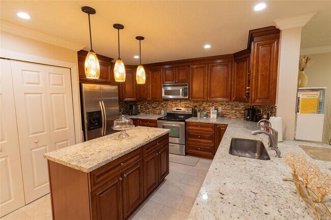 Foto del edificio - 3815 NW 122nd Terrace