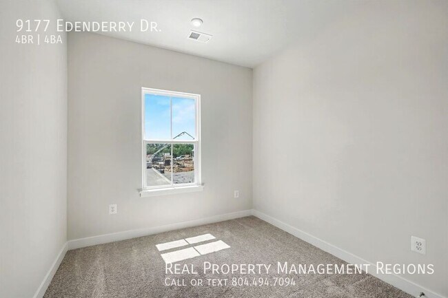 Foto del edificio - 9177 Edenderry Dr