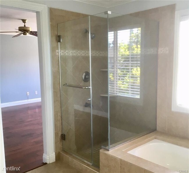 Building Photo - 3 br, 2 bath House - 19 Winterfield Rd