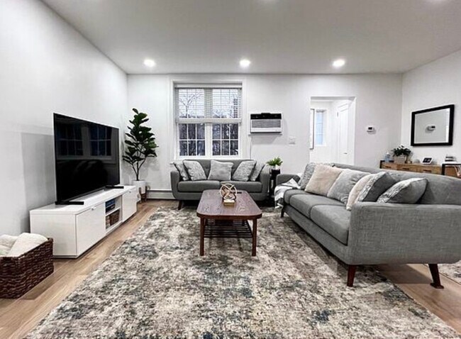 Foto del edificio - 4817 28th Ave