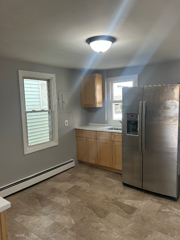 Foto del edificio - 207 Drummond Ave